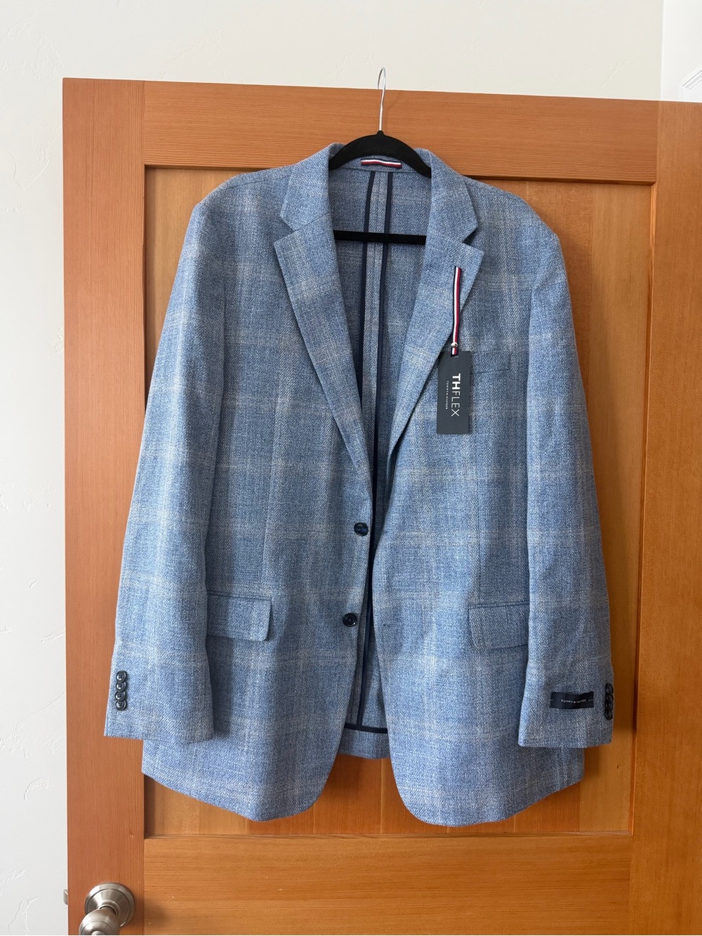 NEW - Tommy Hilfiger Light Blue Plaid Sport Coat
